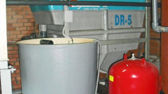 Depuración de aguas residuales de vinos y alcoholes en bodegas