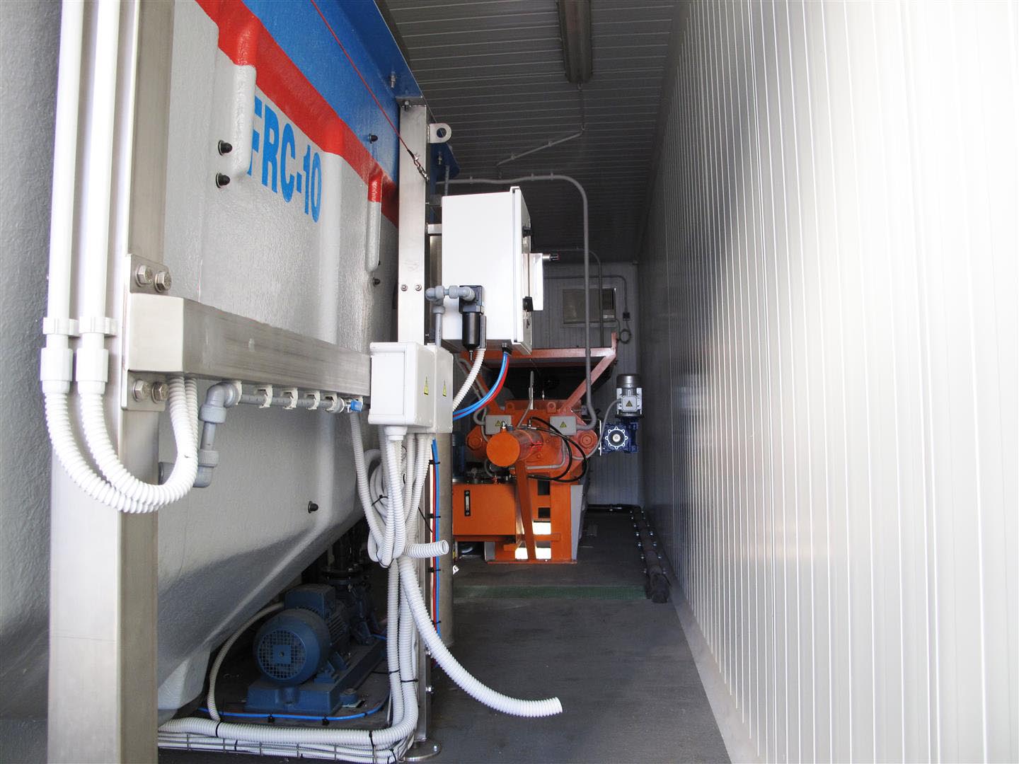 Depuración de aguas residuales de lavadero de cisternas planta contenerizada